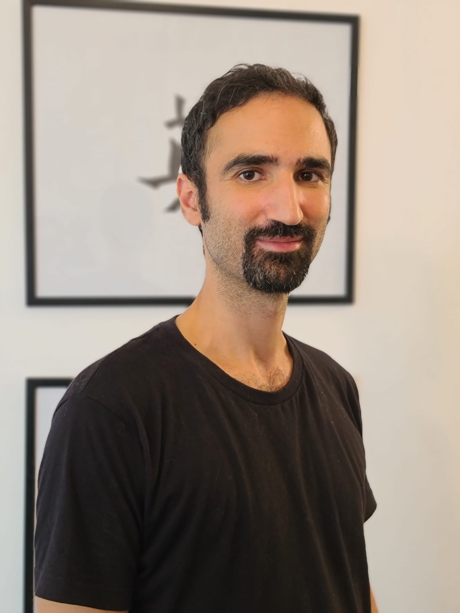 אבנר אבדאב מטפל בצ'י קונג רפואי צוות המדריכים קורס צ'י קונג